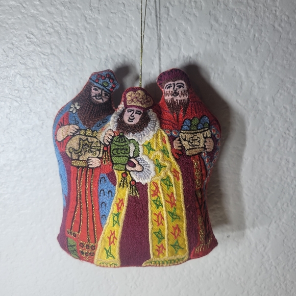 Embroidered Christmas Holy Family Nativity Scene Ornament with 3 Wise Men - Picture 7 of 10